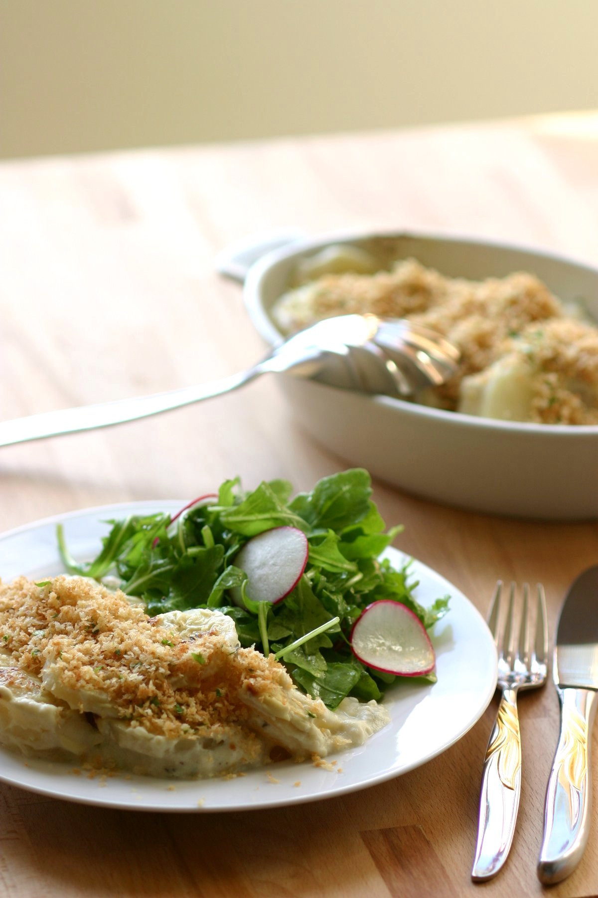 A rich and creamy recipe for Vegan Scalloped Potatoes. This non-dairy, cashew-based version is a real crowd pleaser.