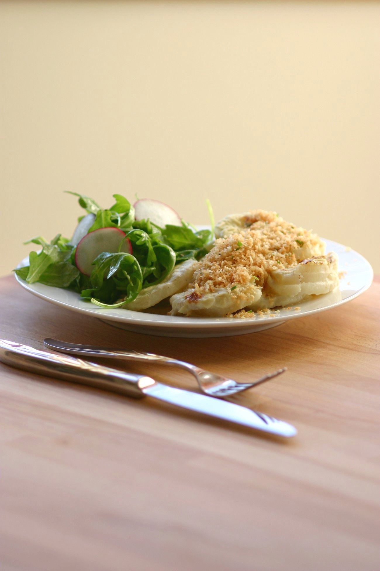 A rich and creamy recipe for Vegan Scalloped Potatoes. This non-dairy, cashew-based version is a real crowd pleaser.