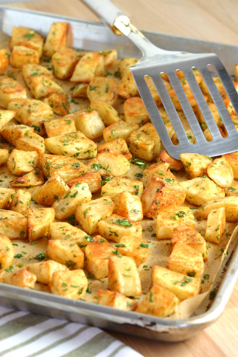 An easy to make recipe for Spicy Lebanese-Style Potatoes (Batata Harra). These spiced potatoes are a flavorful appetizer, side dish, or party snack.