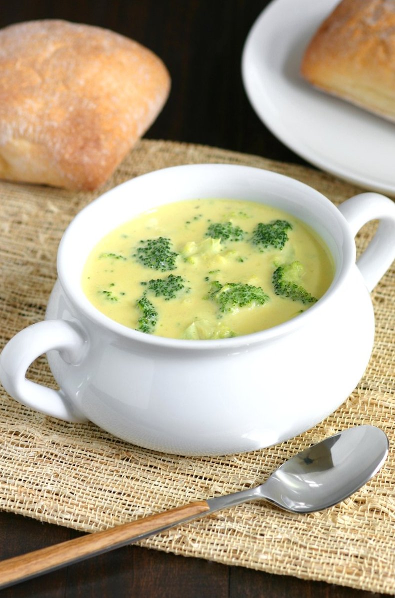 A Vegan Broccoli and Cheese Soup whose cheese-less cheesiness you'll love. Get it while it's hot!