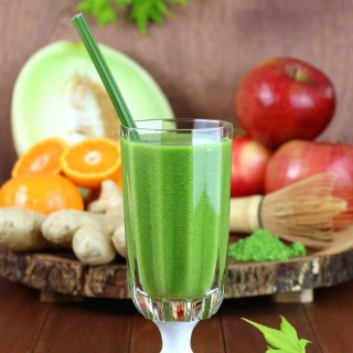 A sweet and invigorating smoothie inspired by some of the favorite fruits of Japan and featuring a healthy dose of matcha tea!