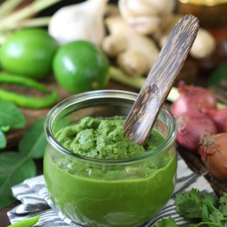 Fresh, aromatic, and flavorful Thai Green Curry Paste is the base of delicious coconut curries and it enhances other dishes like fried rice, baked tofu, and salads.